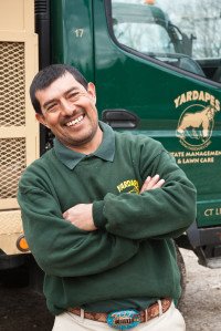 20130422_ya042-200x299